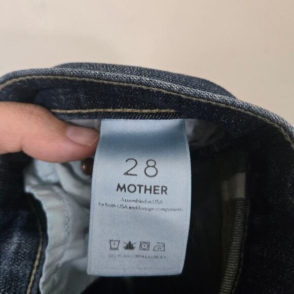 MOTHER The Insider Crop Step Fray Size 28 Wicked Wildflower Dark Wash Bootcut - Picture 11 of 13